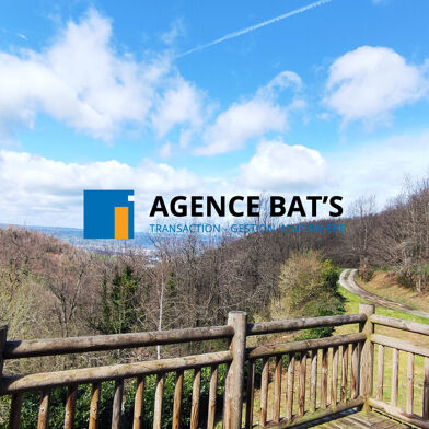 Maison 5 pièces 1030 €