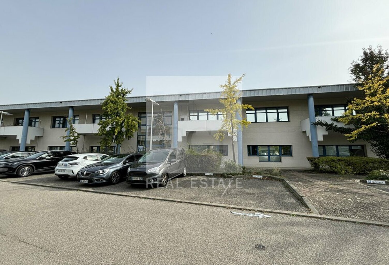 BUREAUX MIXTES à LOUER — photo 1