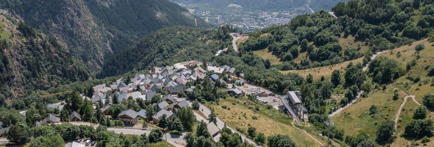 Appartement 3 Pièces 86 m² à vendre à Huez (38750)