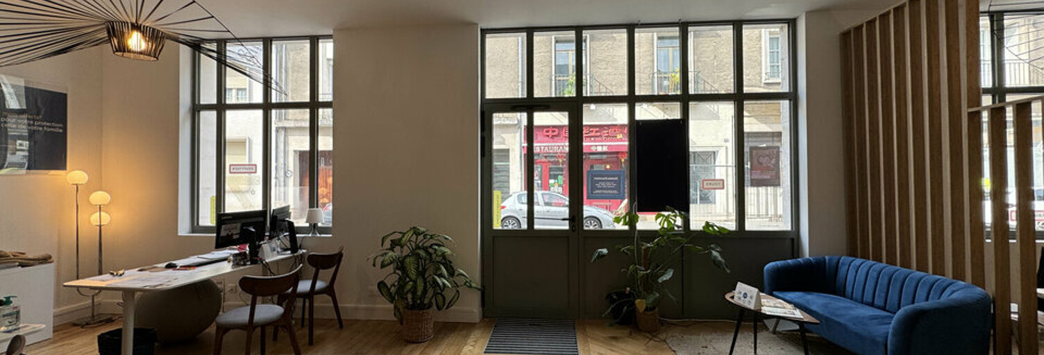 Bureau  76 m² à louer à Tours (37000)