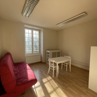 Appartement 1 pièces 275 €