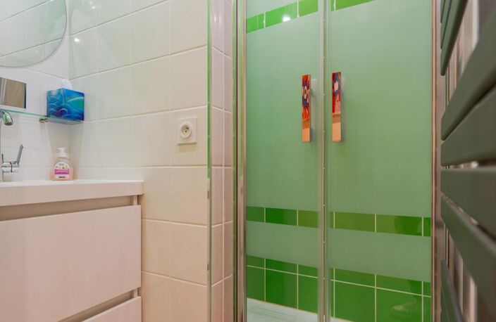 Très bel appartement de deux pièces en hyper centre de La Baule avec garage — photo 5
