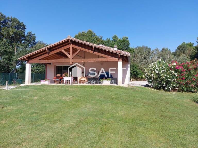 Maison 6 pièces, garage et terrain de 4391 M² — photo 1