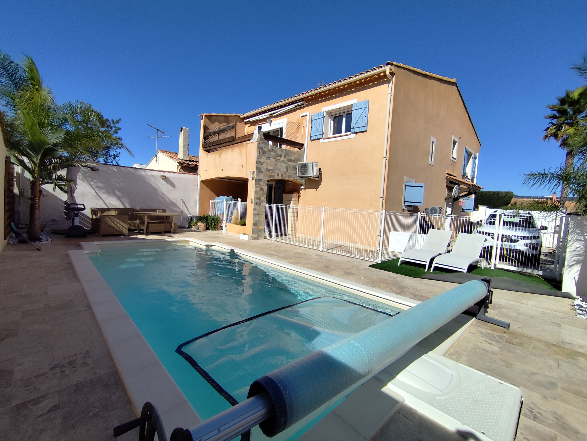 Villa / Maison  T6 à vendre Londe-les-Maures (La) 83250