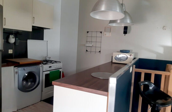 Hyeres appartement T3 vue Mer duplex vieille ville au coeur du parcours des arts — photo 3