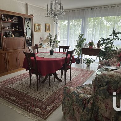 Appartement 3 pièces 196000 €