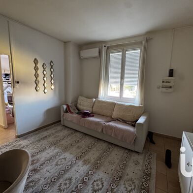 Immeuble  195000 €