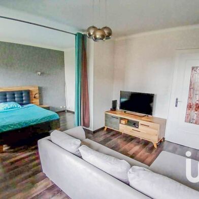 Appartement 7 pièces 349000 €