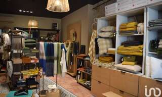 Commerce  41 m² à vendre à L'Isle-sur-la-Sorgue (84800)