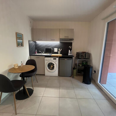 Appartement 1 pièces 620 €