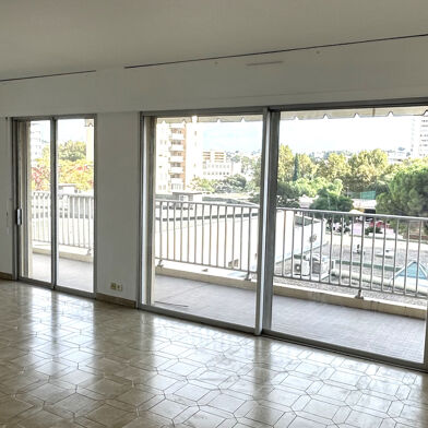 Appartement 5 pièces 1540 €