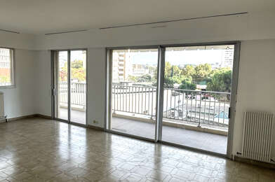 Appartement 5 pièces 1460 €