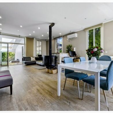 Maison 12 pièces 1350000 €