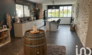 Maison 7 Pièces 217 m² à vendre à Saint-Martial-de-Valette (24300)