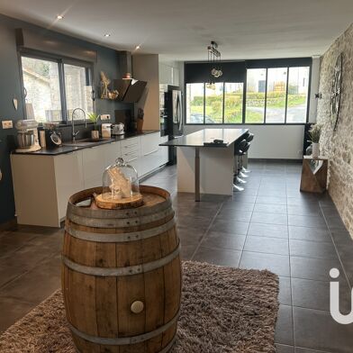 Maison 7 pièces 210500 €