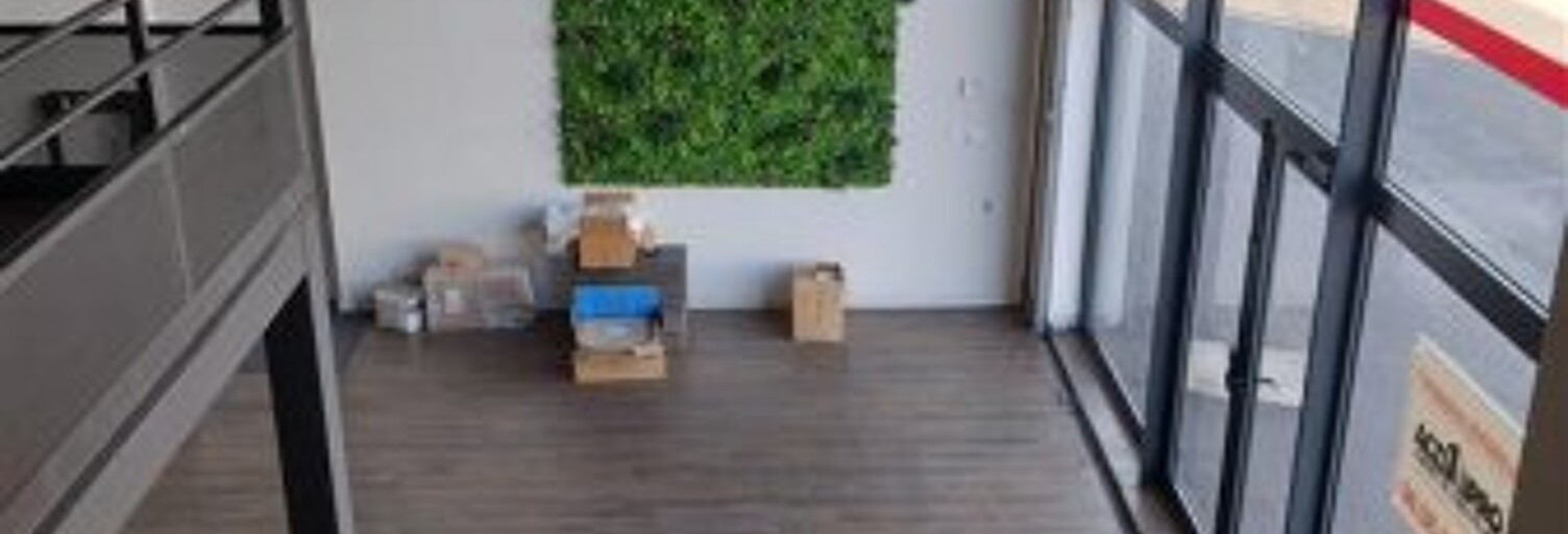 Commerce  1400 m² à louer à Perpignan (66000)