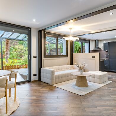 Maison 6 pièces 899900 €