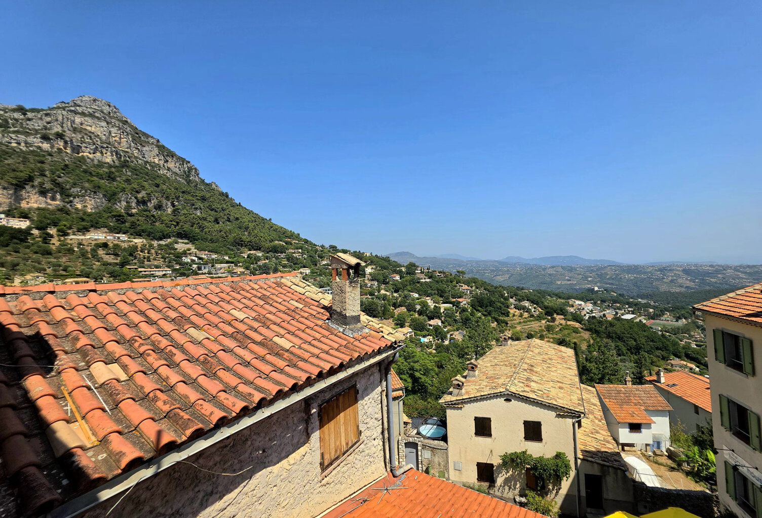 LOCATION MAISON DE VILLAGE ST JEANNET — photo 1