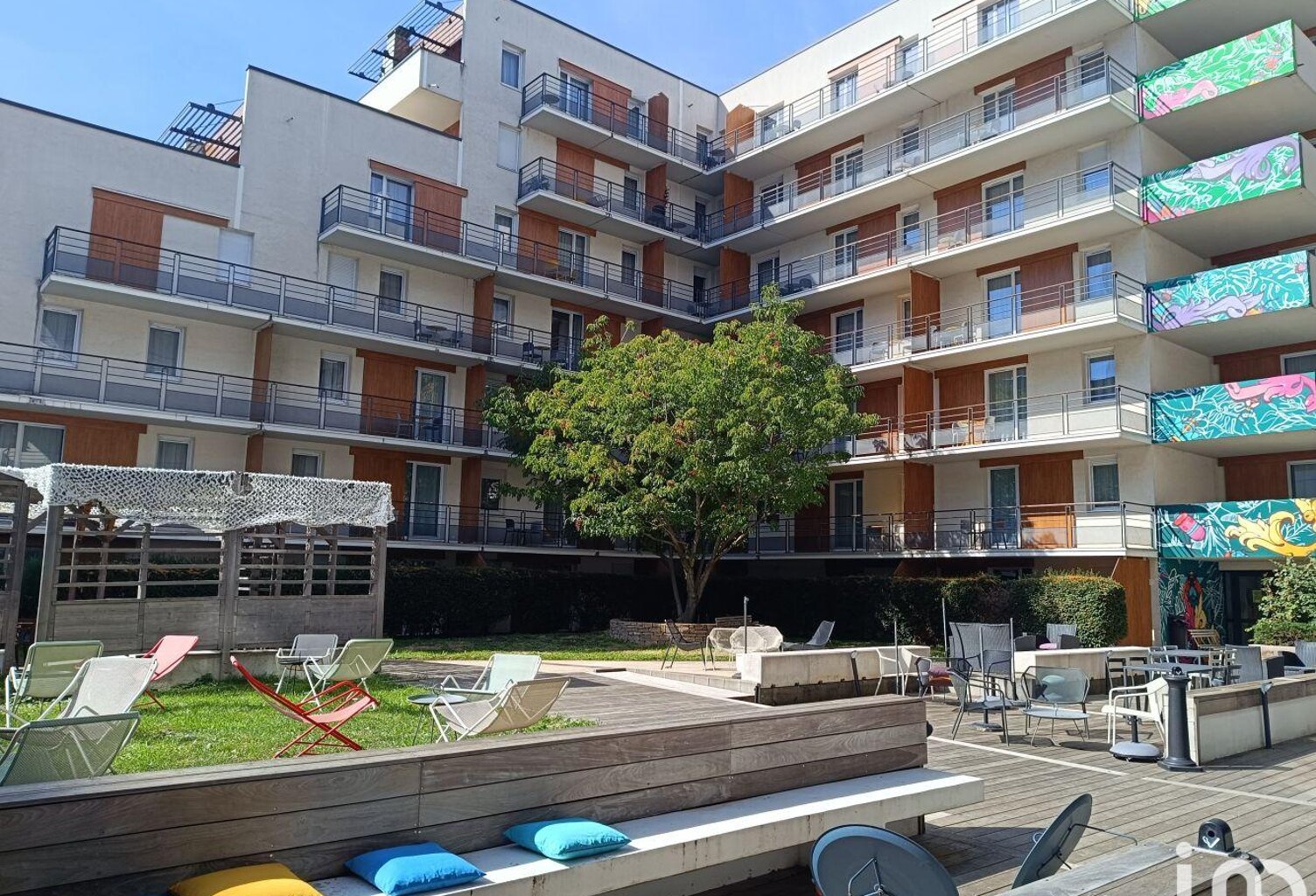 Vente Bureaux 67 m&sup2; — photo 1