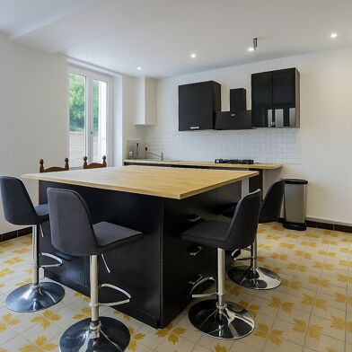 Maison 5 pièces 320000 €