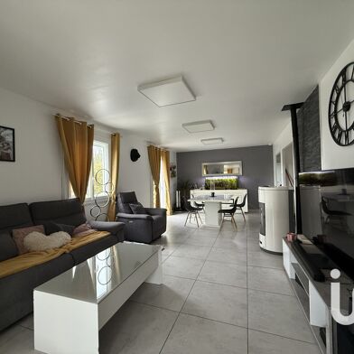 Maison 5 pièces 257000 €