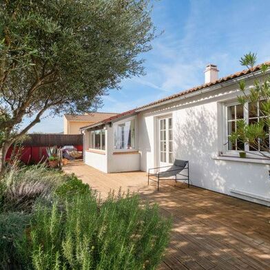 Maison 4 pièces 699000 €