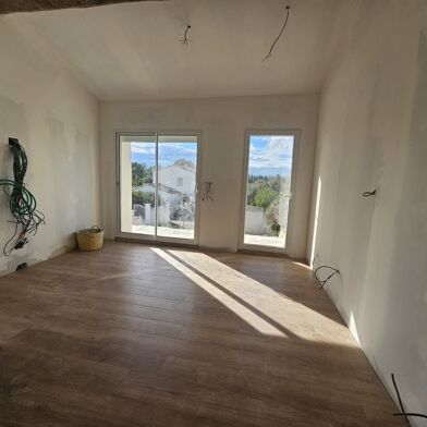 Appartement 4 pièces 254880 €