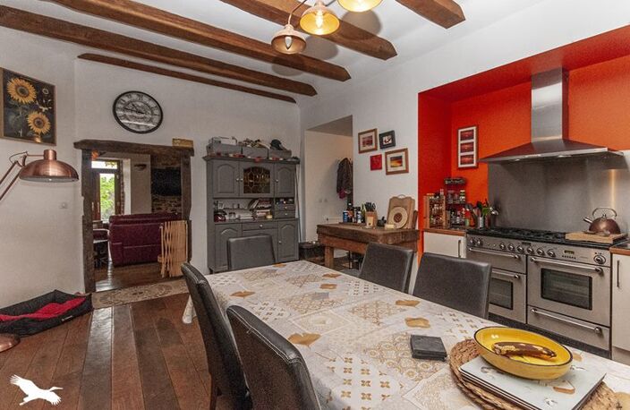 Maison en pierre de 5 pièces principales — photo 2