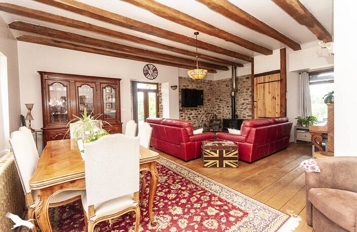 Maison en pierre de 5 pièces principales — photo 4