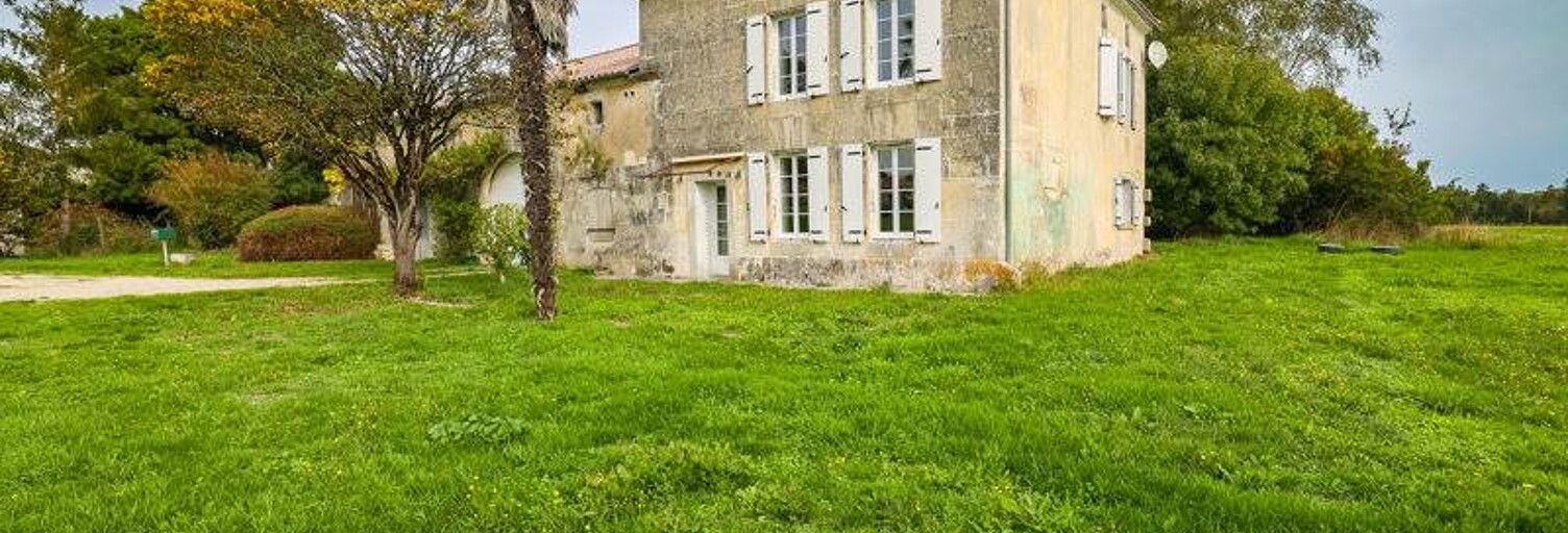 Maison 5 Pièces 122 m² à vendre à Lachaise (16300)