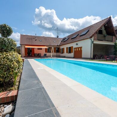 Maison 7 pièces 249742 €