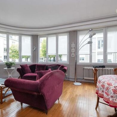 Appartement 3 pièces 239856 €