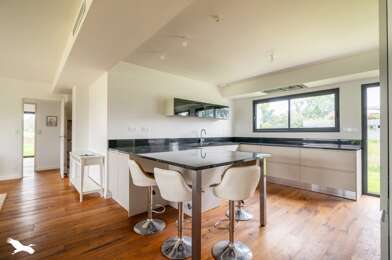 Maison 4 pièces 487200 €