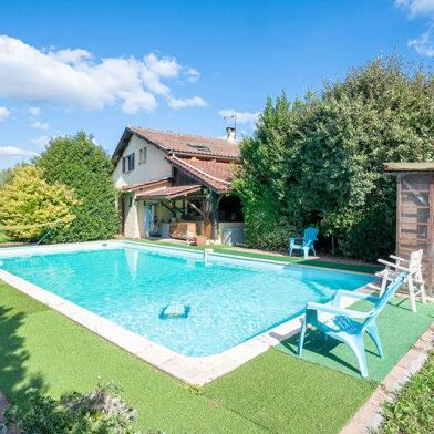 Maison 7 pièces 318000 €