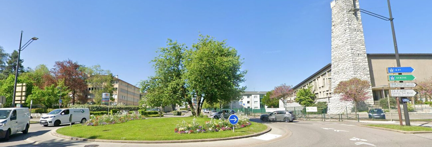 Garage  25 m² à vendre à Annecy (74600)