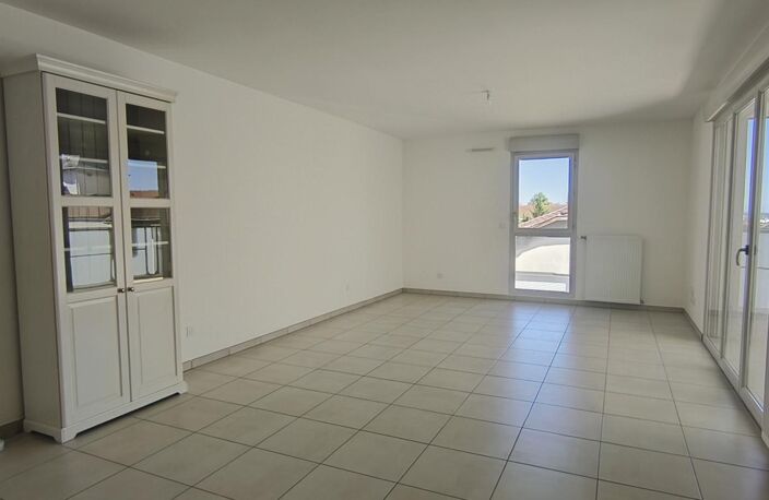 T3 récent, traversant, avec vue et garage inclus — photo 3