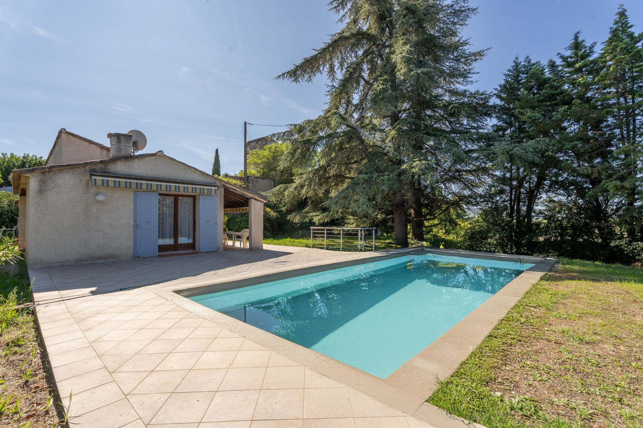 Villa / Maison  T4 à vendre Cadenet 84160