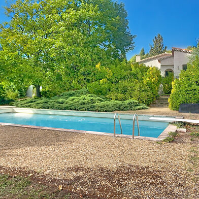 Maison 5 pièces 759200 €