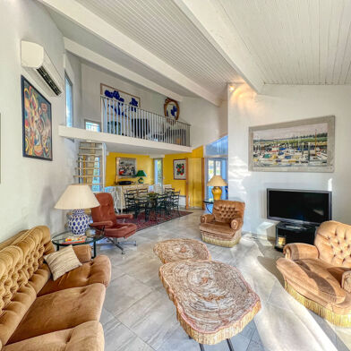 Maison 5 pièces 647700 €