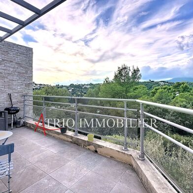 Appartement 4 pièces 559000 €