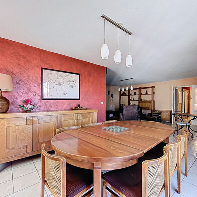 Appartement 4 pièces 299900 €