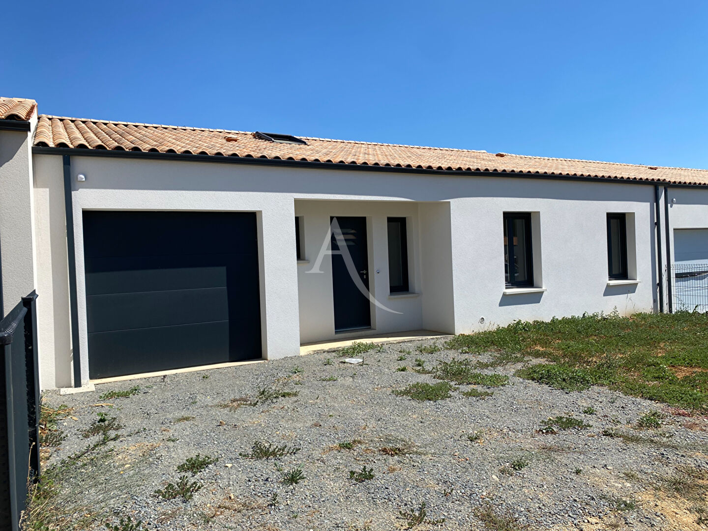 Villa / Maison  T5 à louer Rochefort 17300