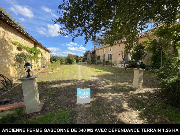 ANCIENNE FERME GASCONNE DE 340 M2 AVEC DÉPENDANCES — photo 1