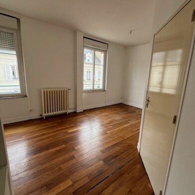 Appartement 2 pièces 605 €