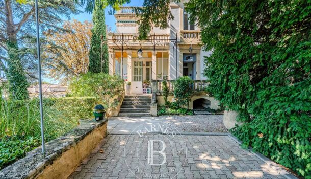 Villa / Maison 9 pièces  à vendre Salon-de-Provence 13300