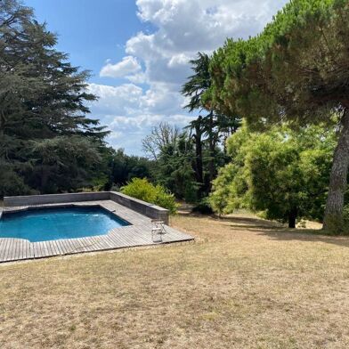 Maison 5 pièces 2990 €