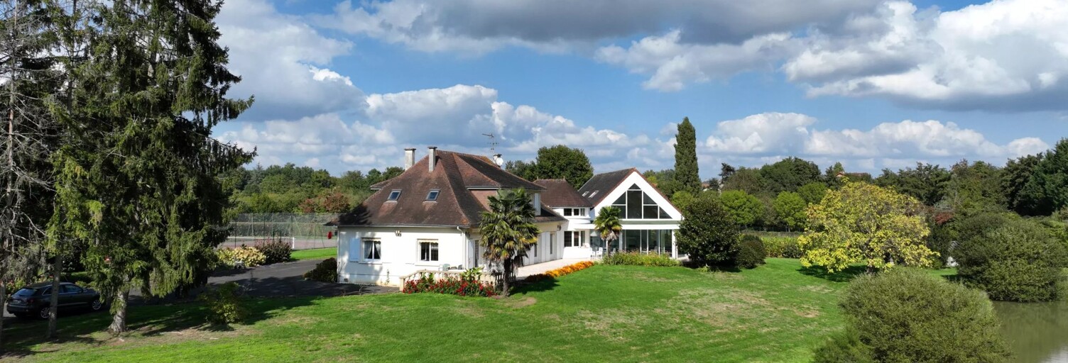 Maison 10 Pièces 309 m² à vendre à Nieuil-l'Espoir (86340)
