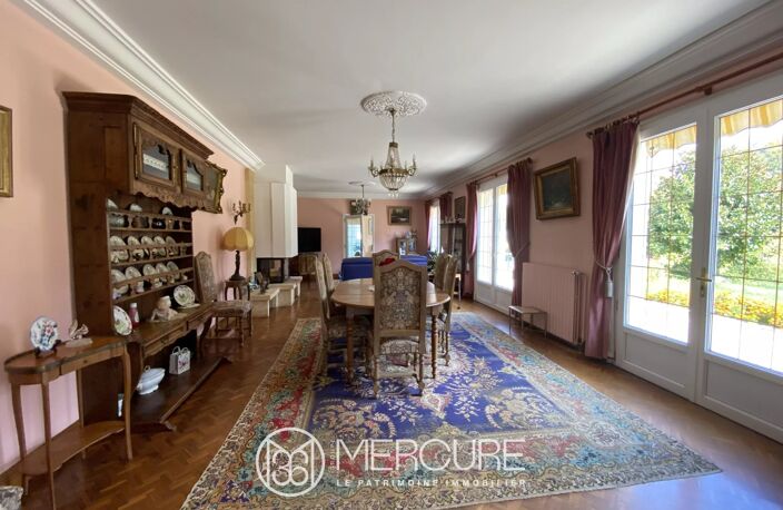 VILLA AVEC PISCINE INTERIEURE — photo 5