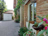 Maison à vendre 7 pièces MONTAUBAN (82) avec chambres d'hôtes, piscine, jardin et dépendance — photo 3