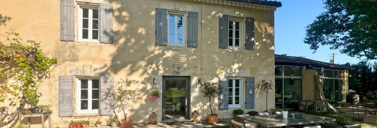 Maison 7 Pièces 254 m² à vendre à Mollégès (13940)